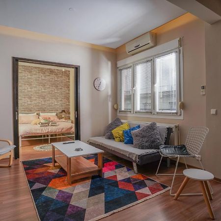 Downtown Comfy Apartment เอเดสซา ภายนอก รูปภาพ