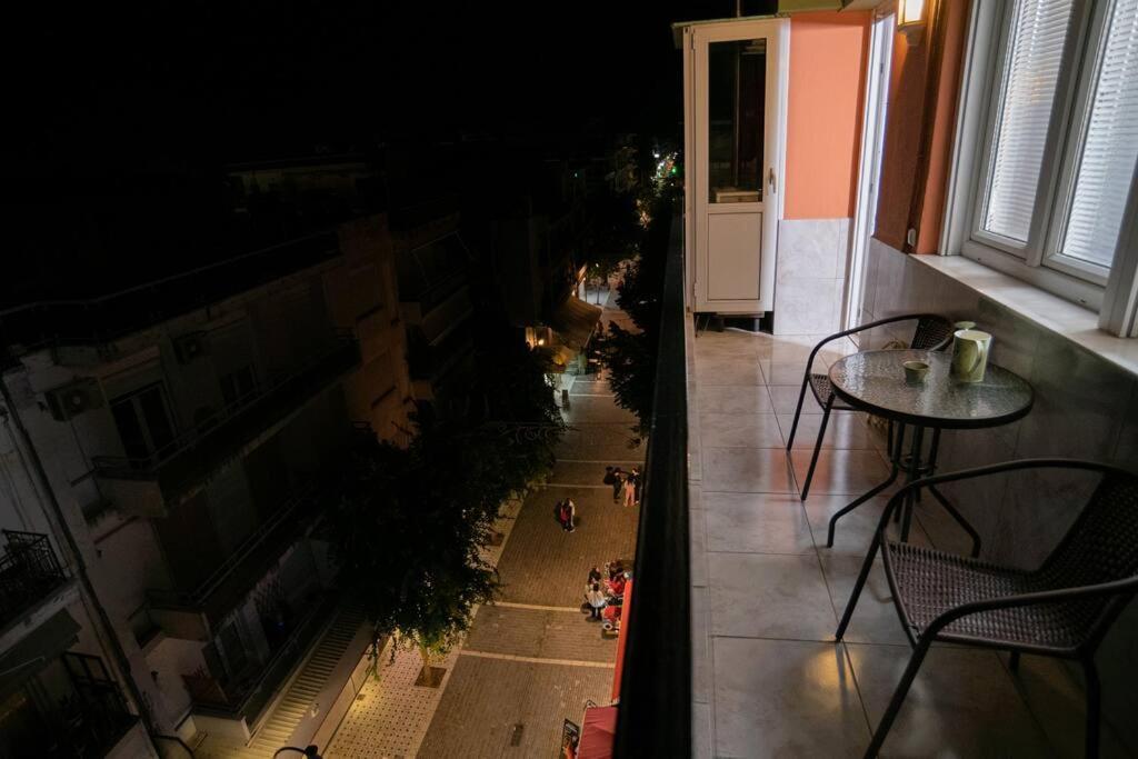 Downtown Comfy Apartment เอเดสซา ภายนอก รูปภาพ