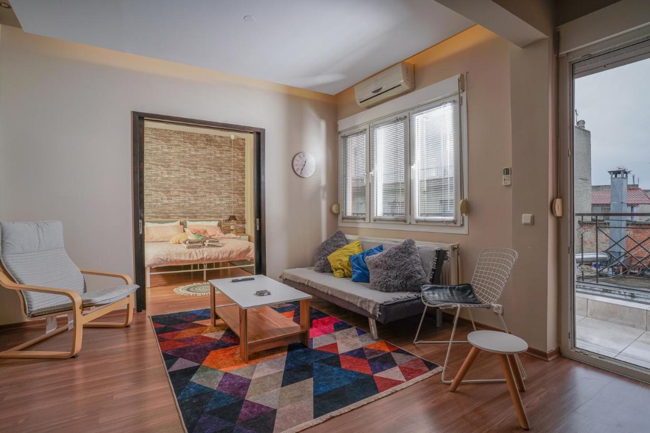 Downtown Comfy Apartment เอเดสซา ภายนอก รูปภาพ