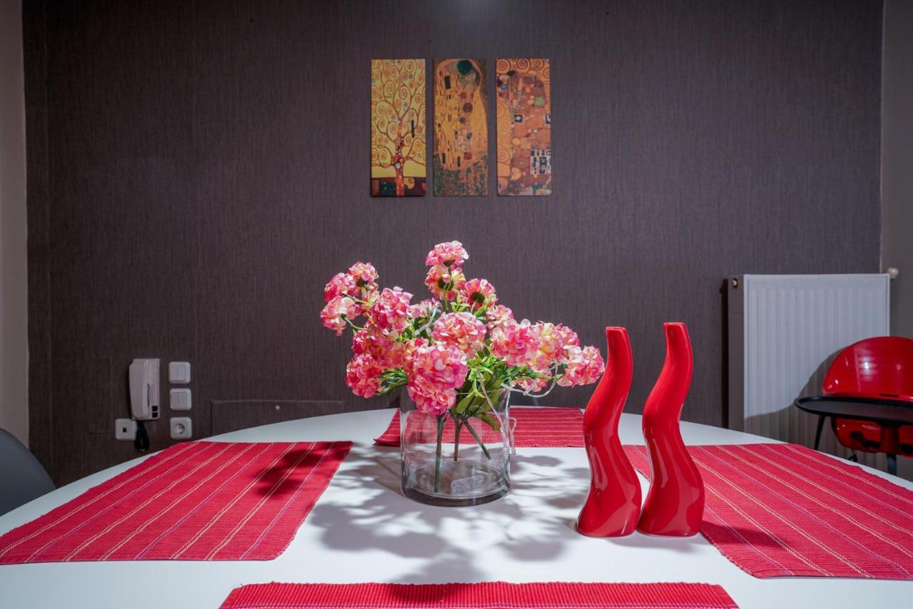 Downtown Comfy Apartment เอเดสซา ภายนอก รูปภาพ